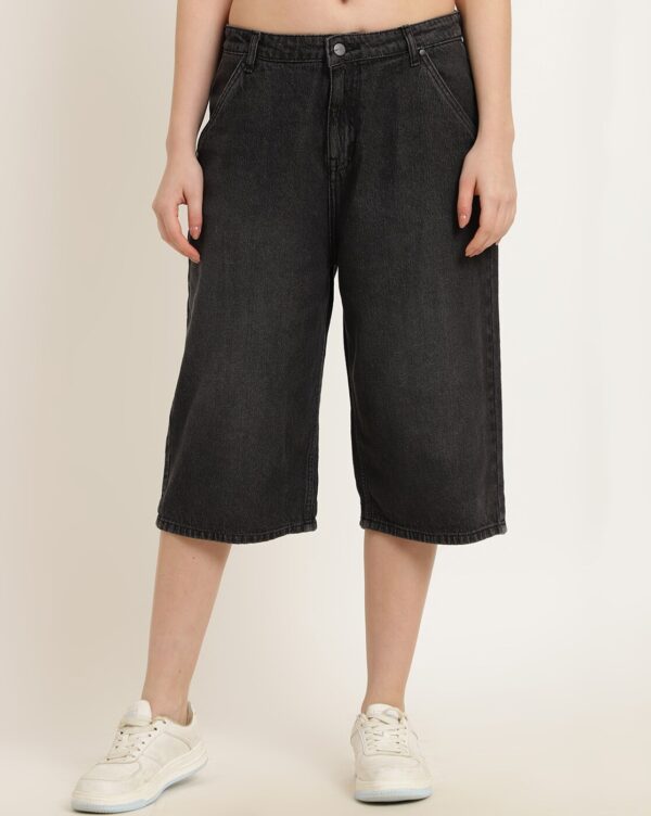 Below the Knee Length Denim Shorts With Pockets - Image 4