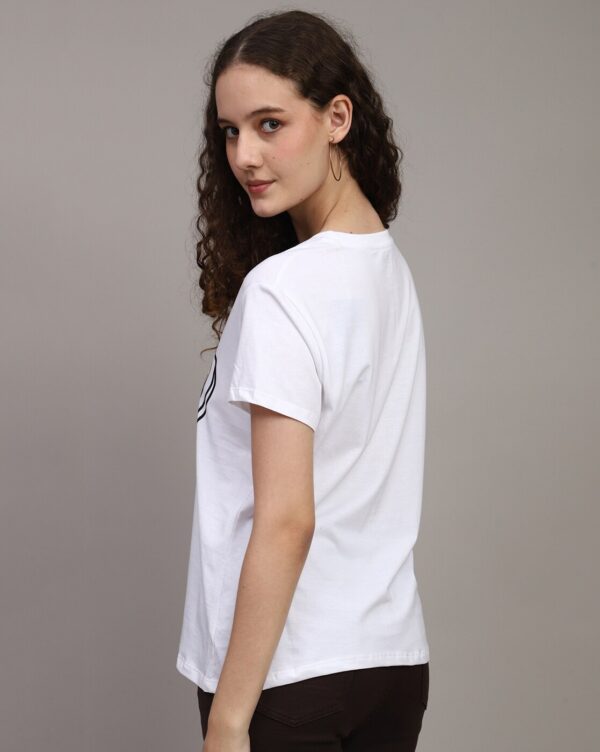 Short Sleeves Graphic Chest Print Crew Tshirt - Image 7